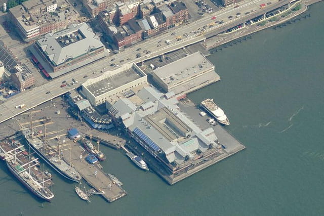 Le South Street Seaport